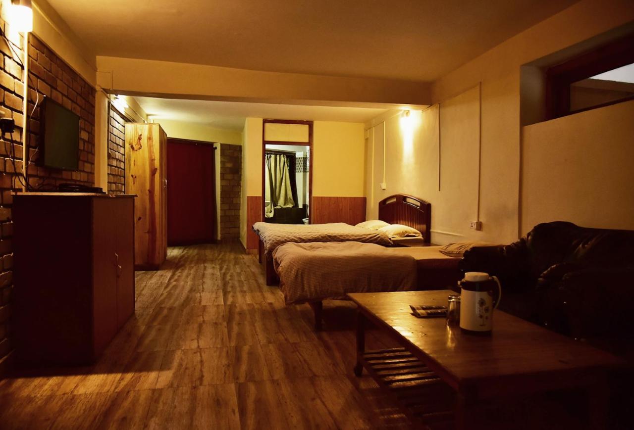 The Alpine Guest House Kasol Exterior photo