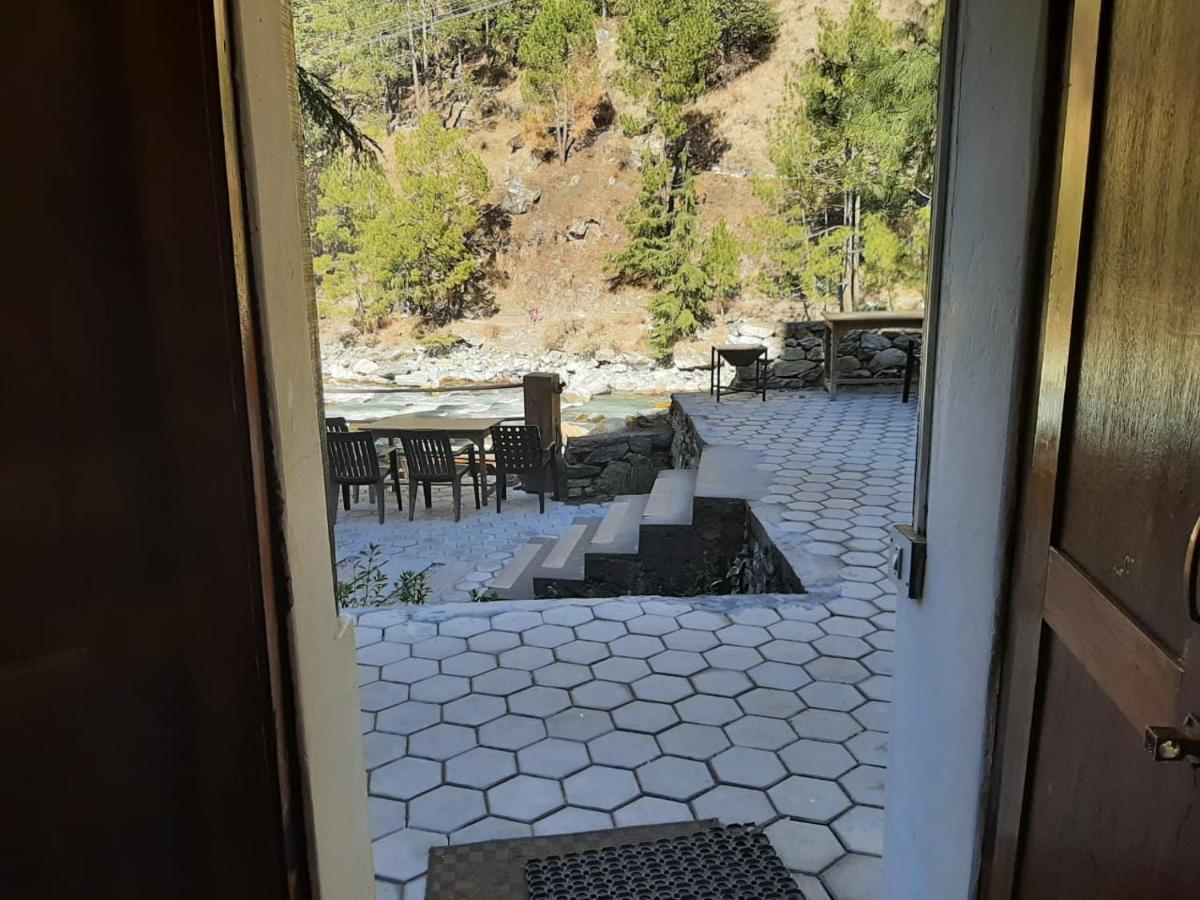 The Alpine Guest House Kasol Exterior photo
